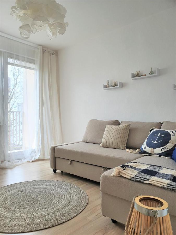 Wera - Klimatyczny Apartament 300 M Od Plazy Brzezno - Azw Gdansk Exterior foto